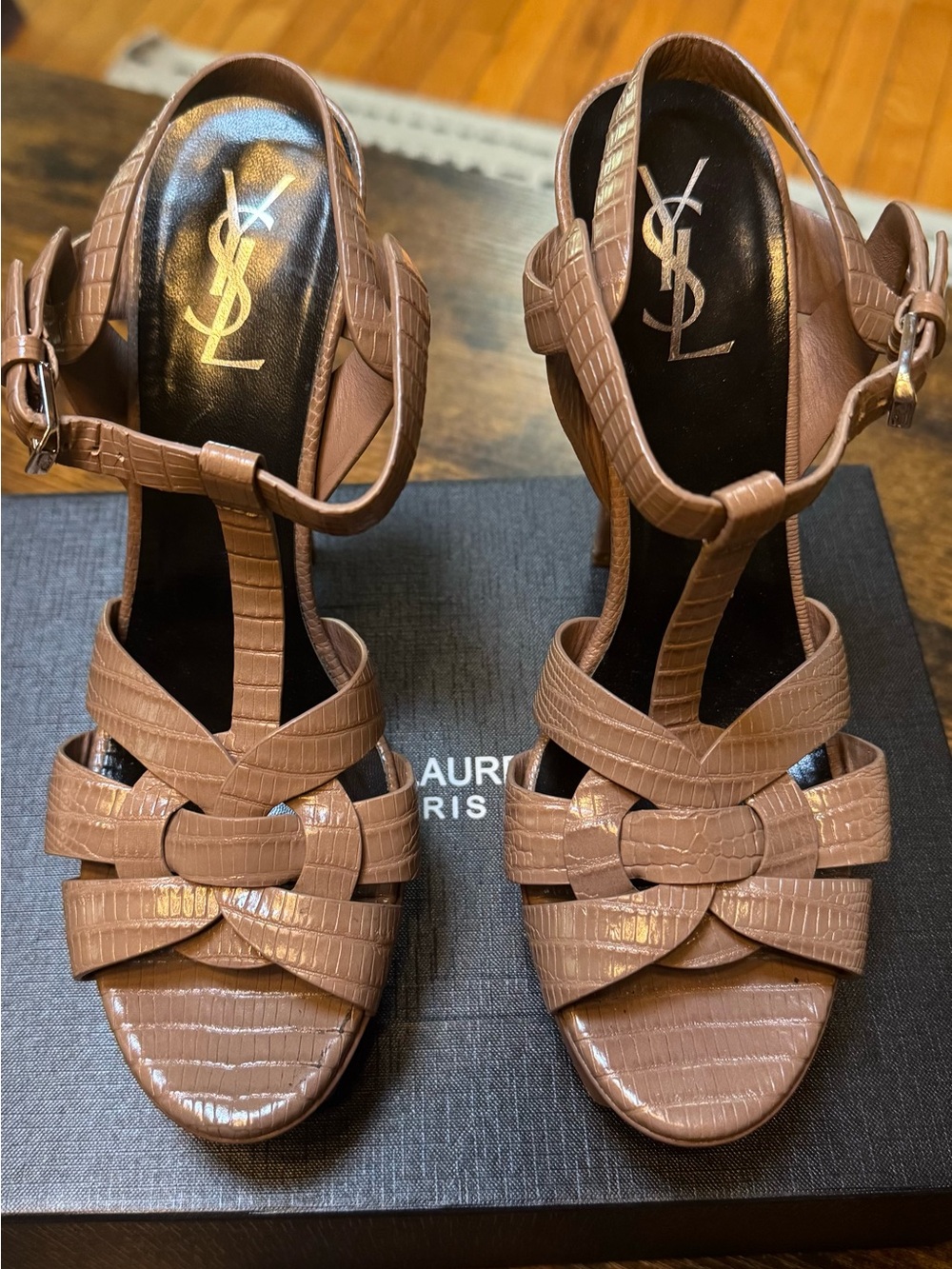 Saint Laurent Tan Croc-Embossed Leather T-Strap Sandals - Picture 13 of 16